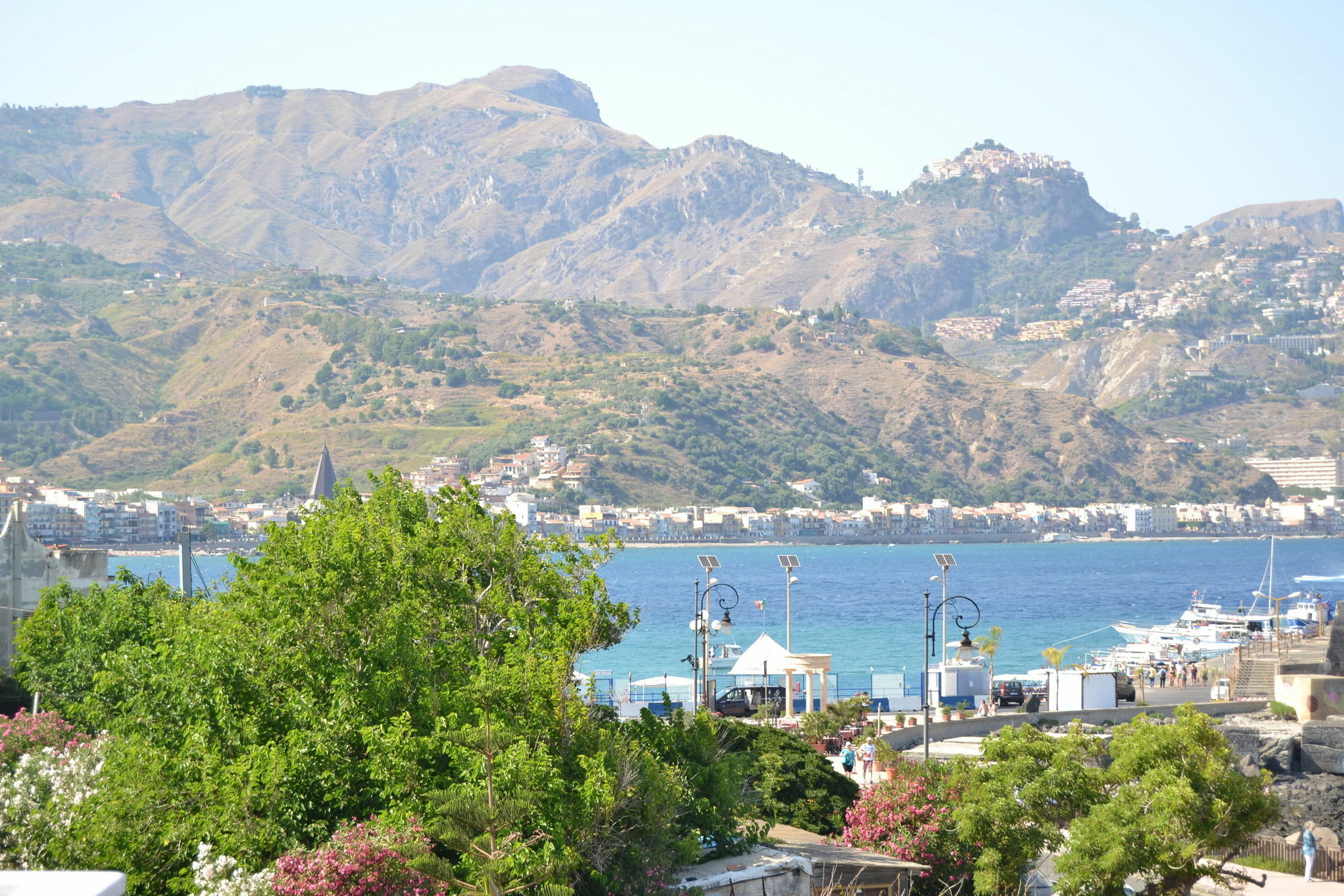 גיארדיני נאקסוס Hotel Porto Azzurro מראה חיצוני תמונה